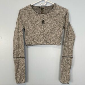 Gymshark Women’s Gray Fleur Texture Long Sleeve Keyhole Crop Top Sz Small S